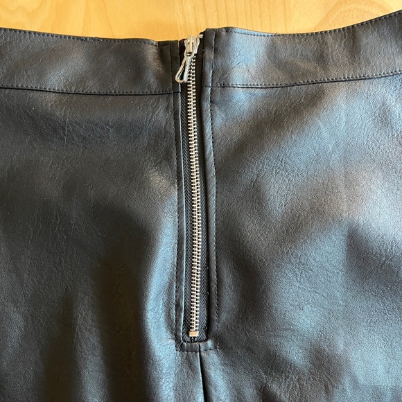 Zeagoo NWOT faux leather high waist pencil skirt size S - Picture 6 of 9